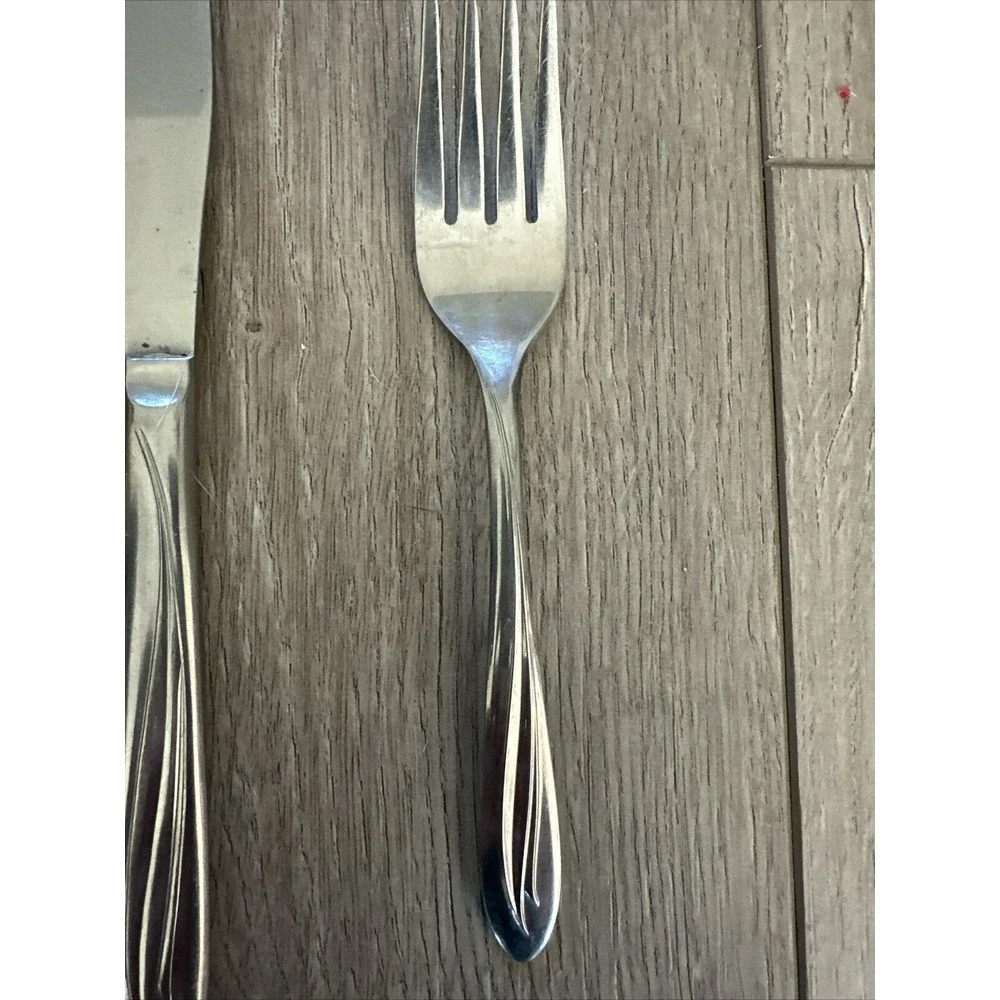 4 PCs International Silver Superior Stainless USA Dynamic Flatware Knives‎ Fork